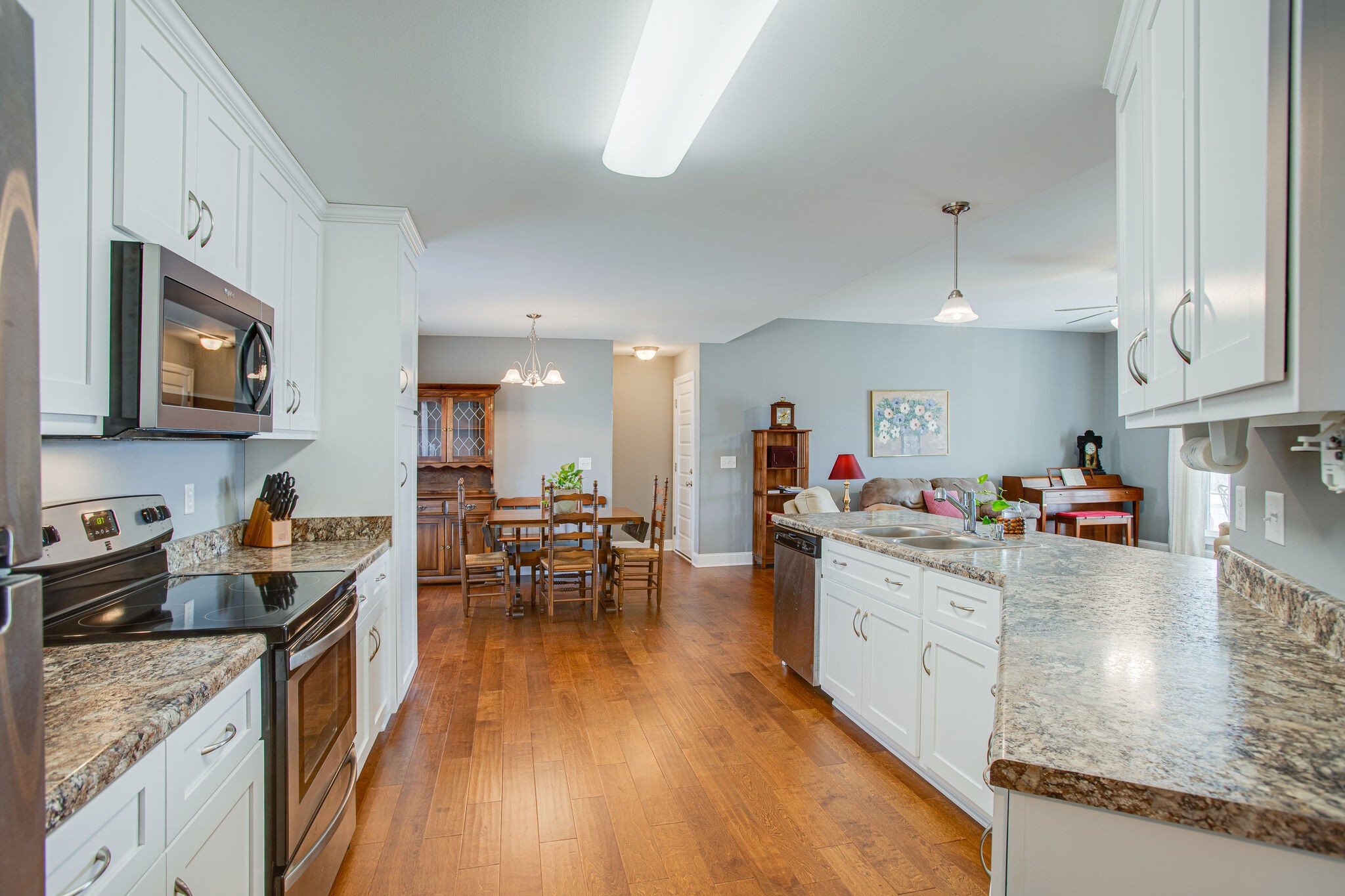 800 Rutherford Lane Columbia, TN 38401 - Photo 5 of 19 Gallery Image 5
