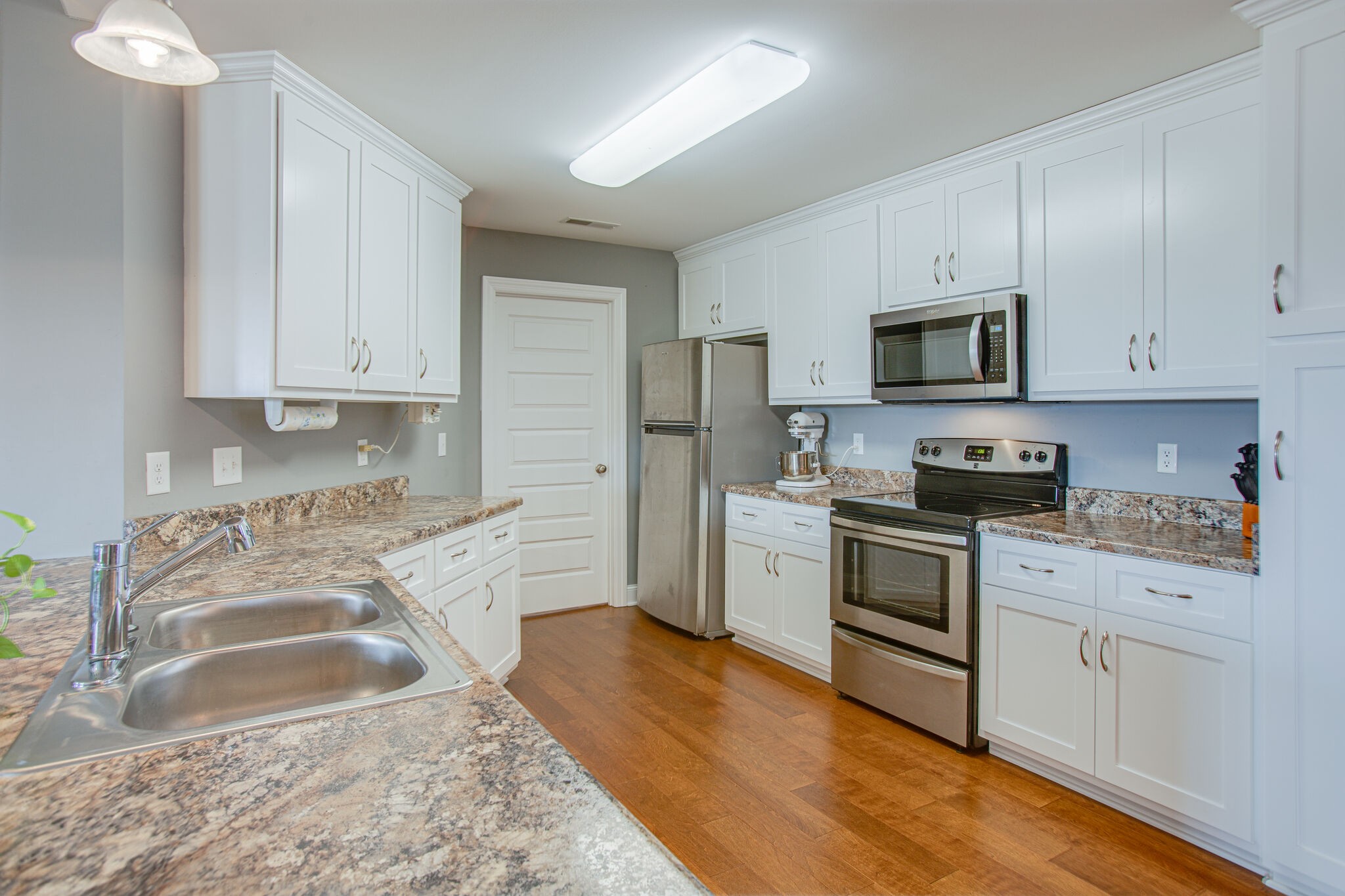 800 Rutherford Lane Columbia, TN 38401 - Photo 8 of 19 Gallery Image 8