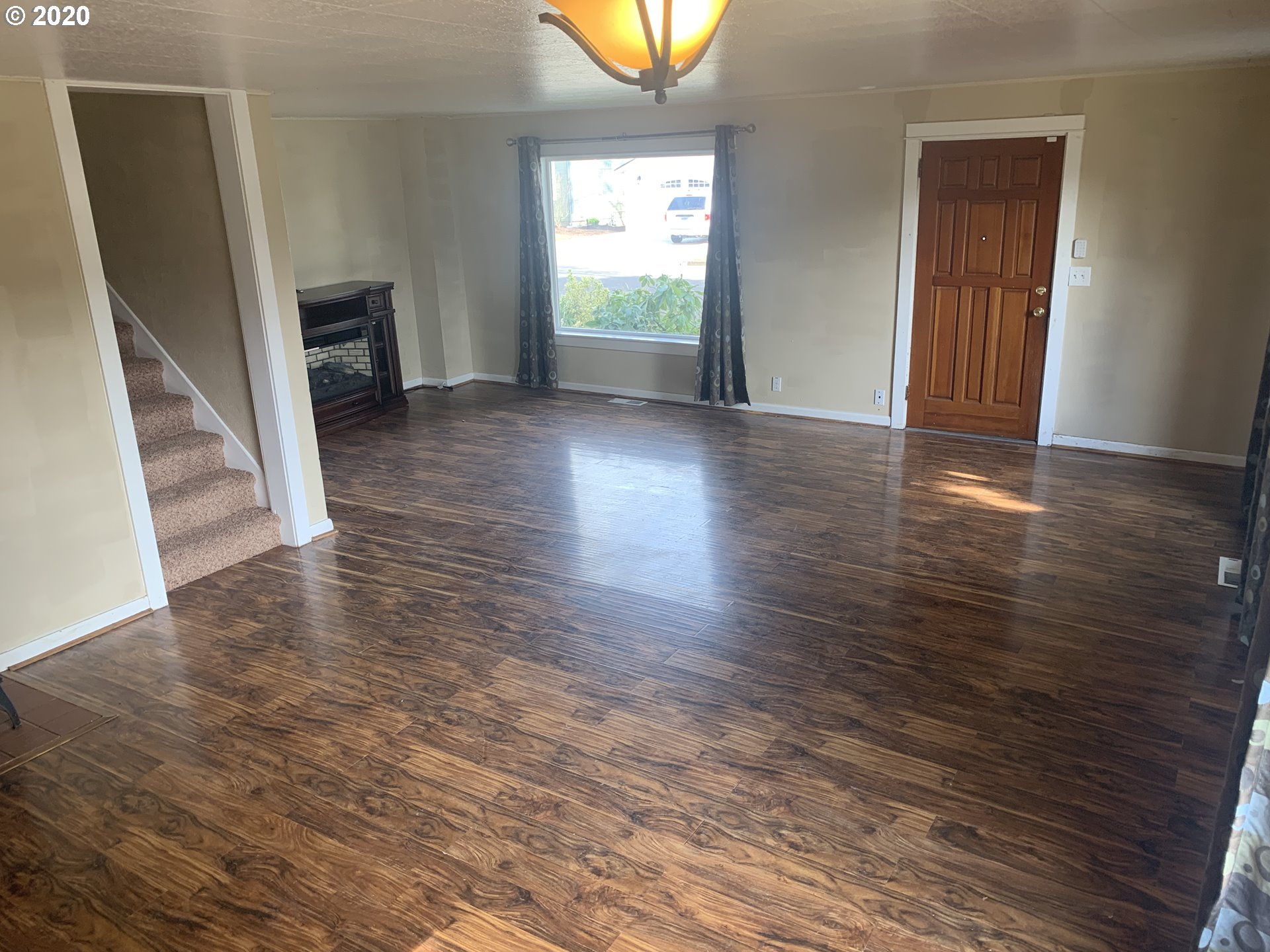 837 Kalmia Street Junction City, OR 97448 - Photo 5 of 20