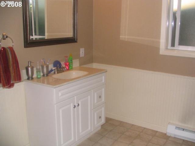 837 Kalmia Street Junction City, OR 97448 - Photo 7 of 20