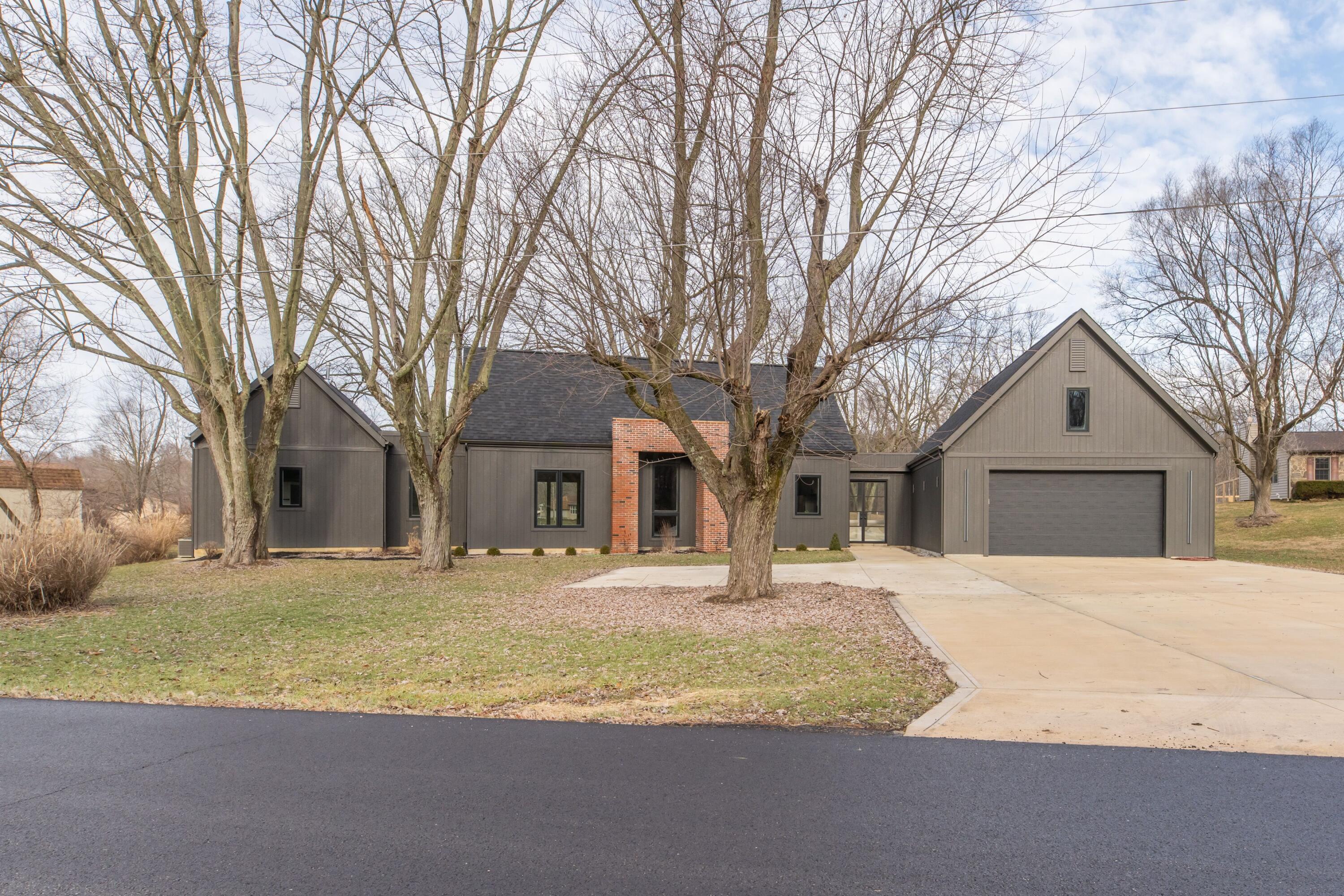 151 Apple Blossom Road Southwest Pataskala, OH 43062 - Photo 1 of 40 Front
