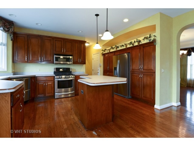 4N468 School Road St. Charles, IL 60175 - Photo 5 of 17