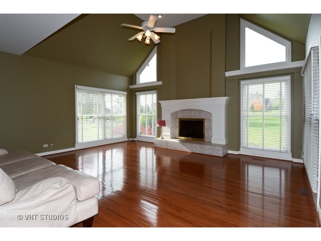 4N468 School Road St. Charles, IL 60175 - Photo 7 of 17