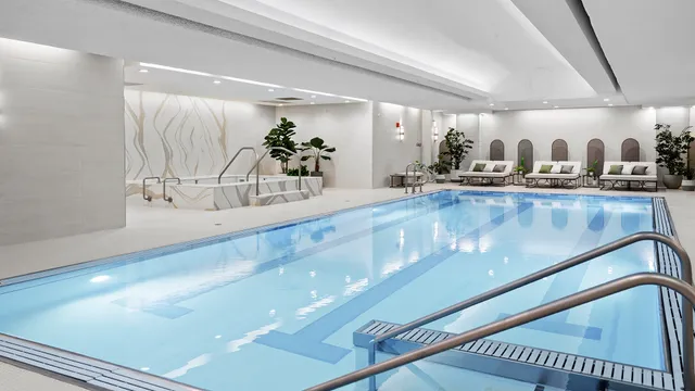 $1,615,000 | 850 North Lake Shore Drive, Unit 405, Chicago, IL 60611