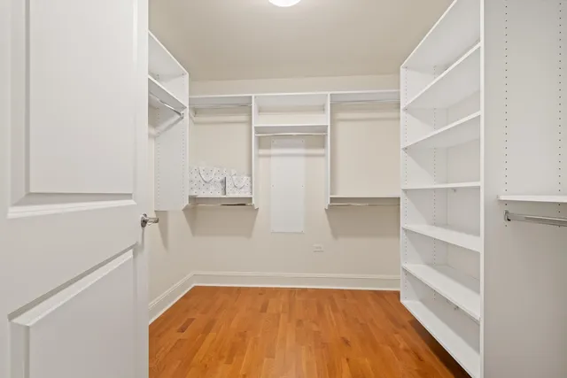 $1,615,000 | 850 North Lake Shore Drive, Unit 405, Chicago, IL 60611