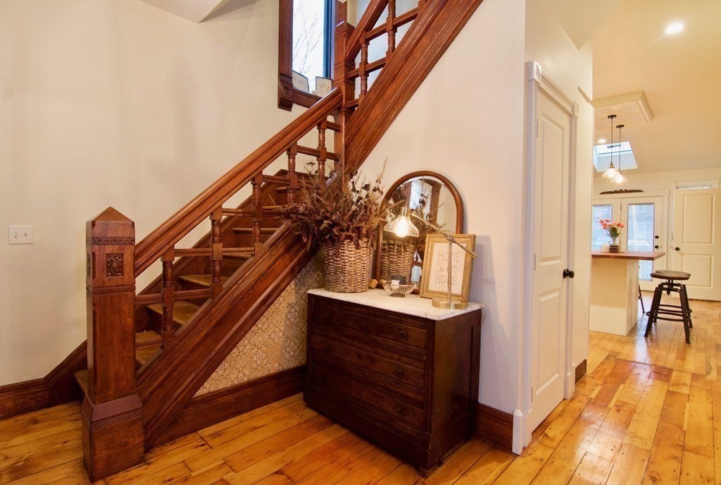 167 Thompson Street Springfield, MA 01109 - Photo 15 of 42 Gallery Image 15