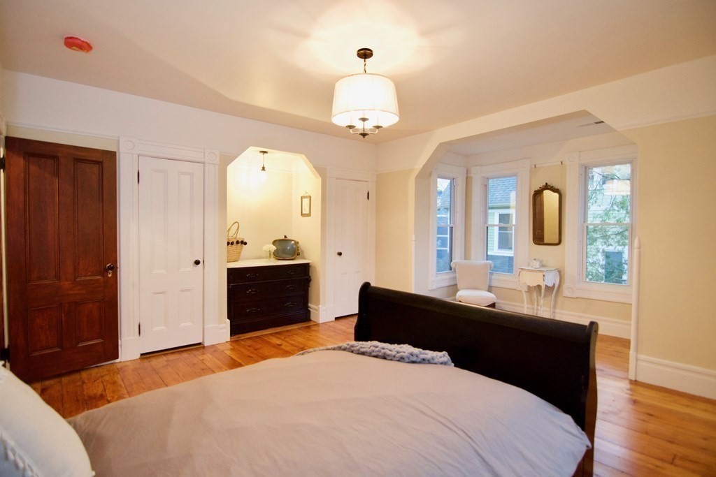 167 Thompson Street Springfield, MA 01109 - Photo 27 of 42 Gallery Image 27