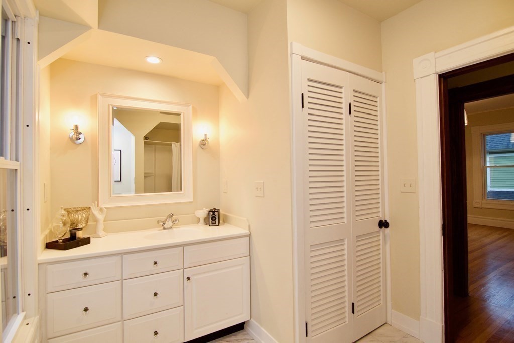167 Thompson Street Springfield, MA 01109 - Photo 29 of 42 Gallery Image 29