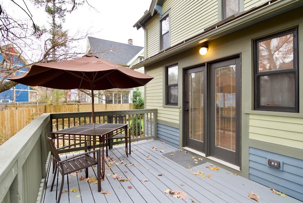 167 Thompson Street Springfield, MA 01109 - Photo 4 of 42 Gallery Image 4