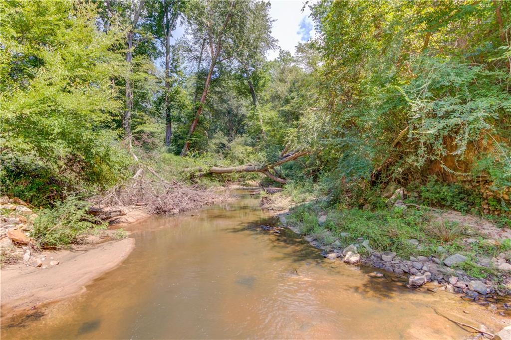 7207 Spout Springs Road Flowery Branch, GA 30542 - Photo 12 of 15