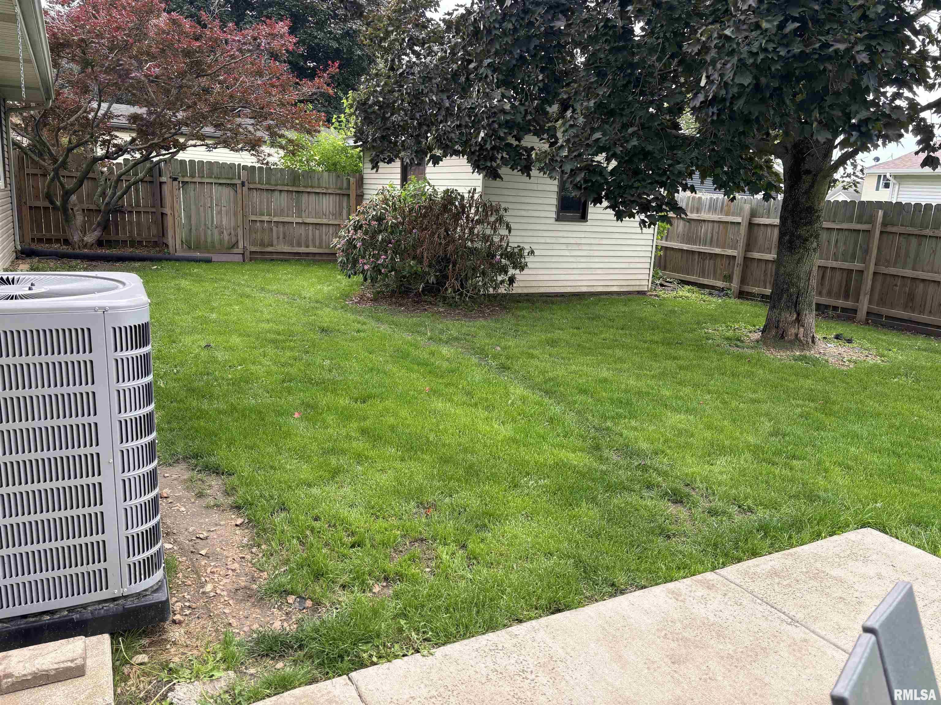 1219 6th Street Pawnee, IL 62558 - Photo 18 of 21