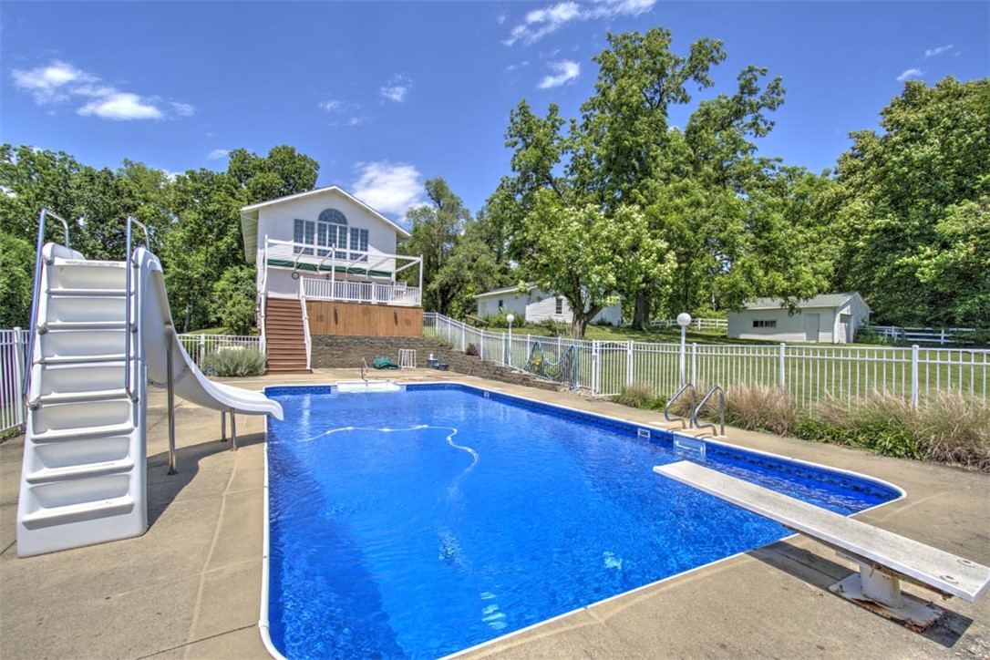 2500 West Center Street Decatur, IL 62526 - Photo 4 of 42
