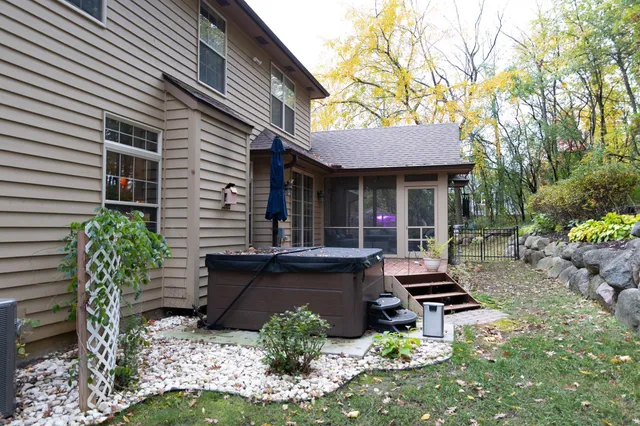 $769,900 | 1932 Baihly Estates Lane Southwest, Rochester, MN 55902