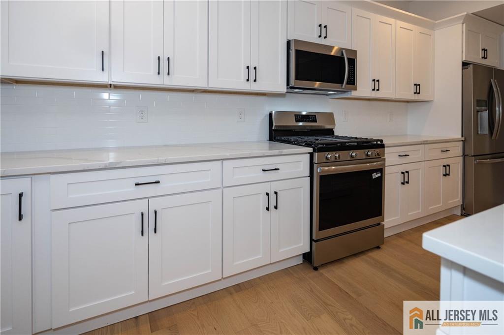 36 Sanders Road Edison, NJ 08817 - Photo 11 of 42