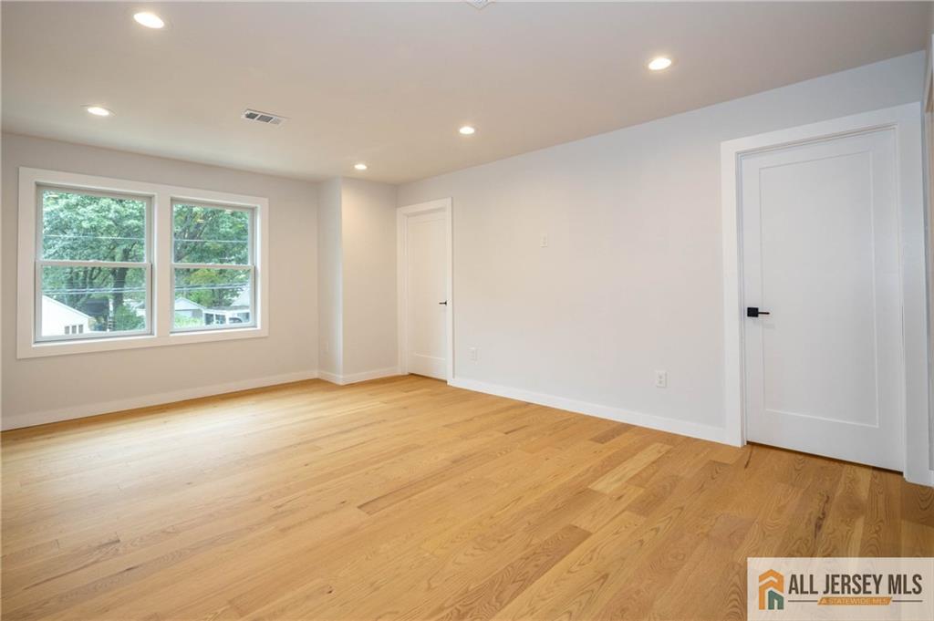 36 Sanders Road Edison, NJ 08817 - Photo 22 of 42