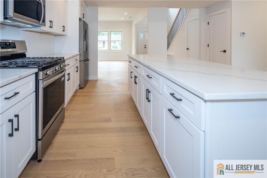 36 Sanders Road Edison, NJ 08817 - Photo 10 of 42