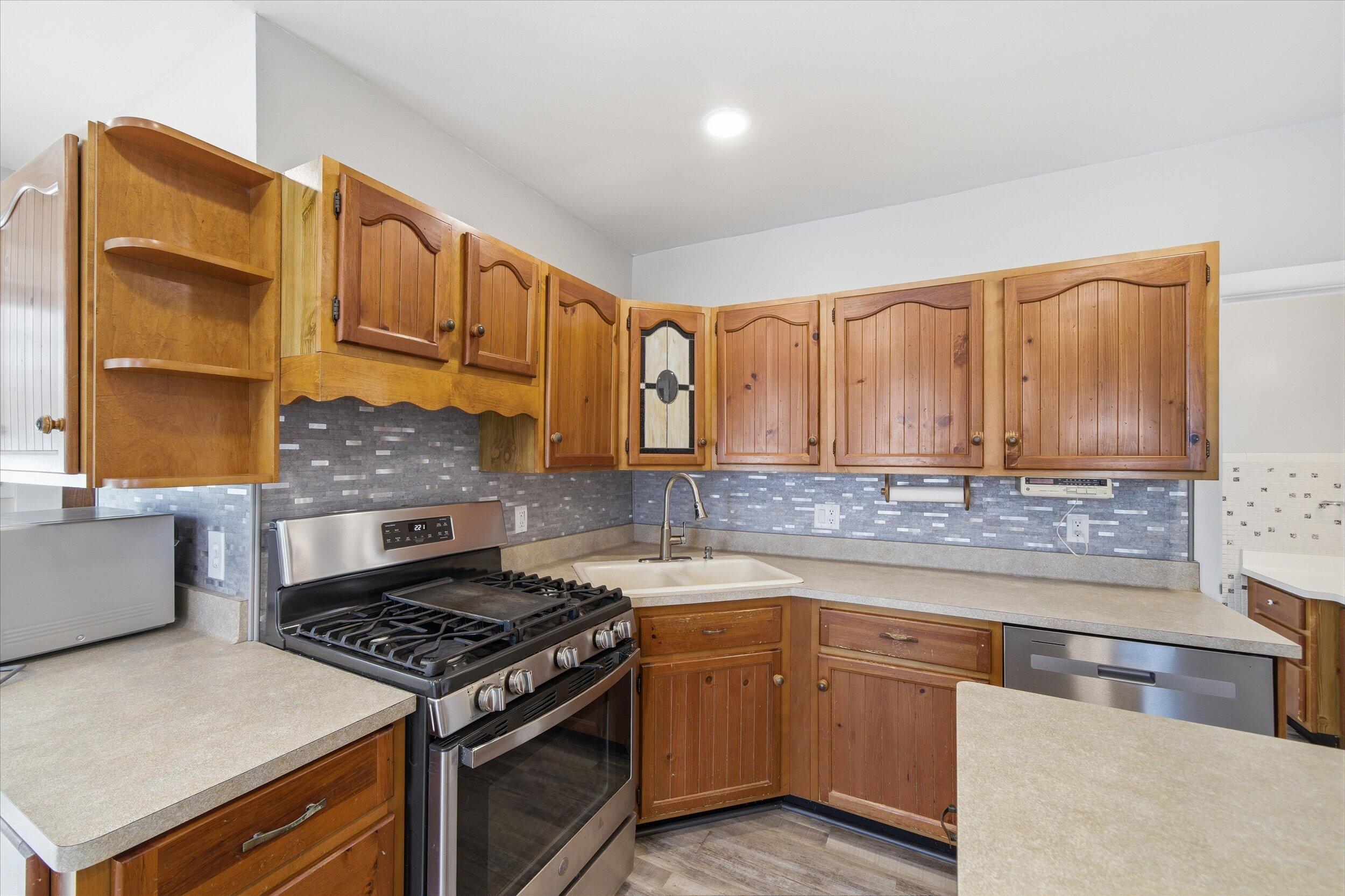 4607 County Road J Sheboygan, WI 53083 - Photo 12 of 52 09-Middle Coast-9