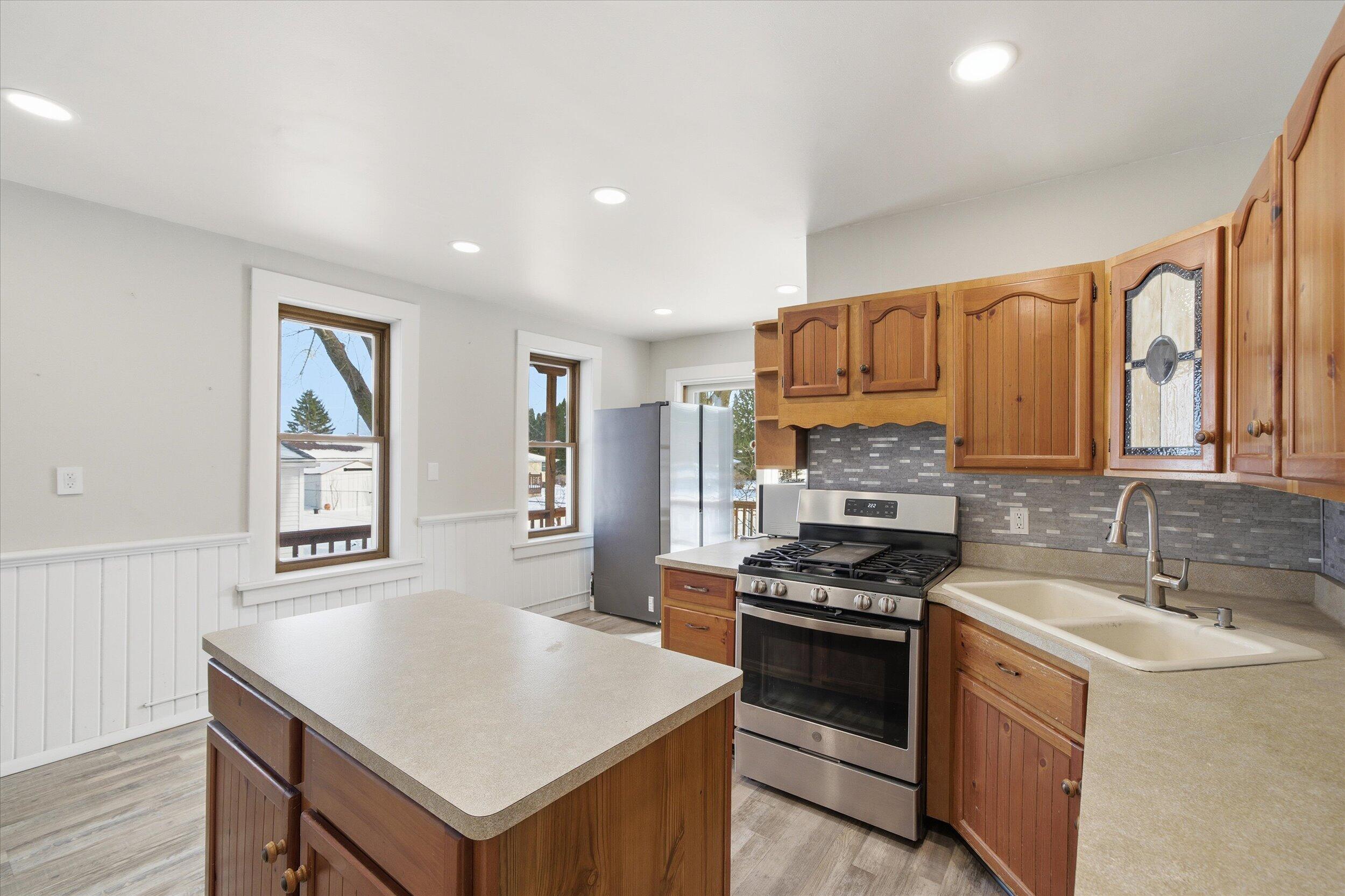 4607 County Road J Sheboygan, WI 53083 - Photo 13 of 52 10-Middle Coast-10