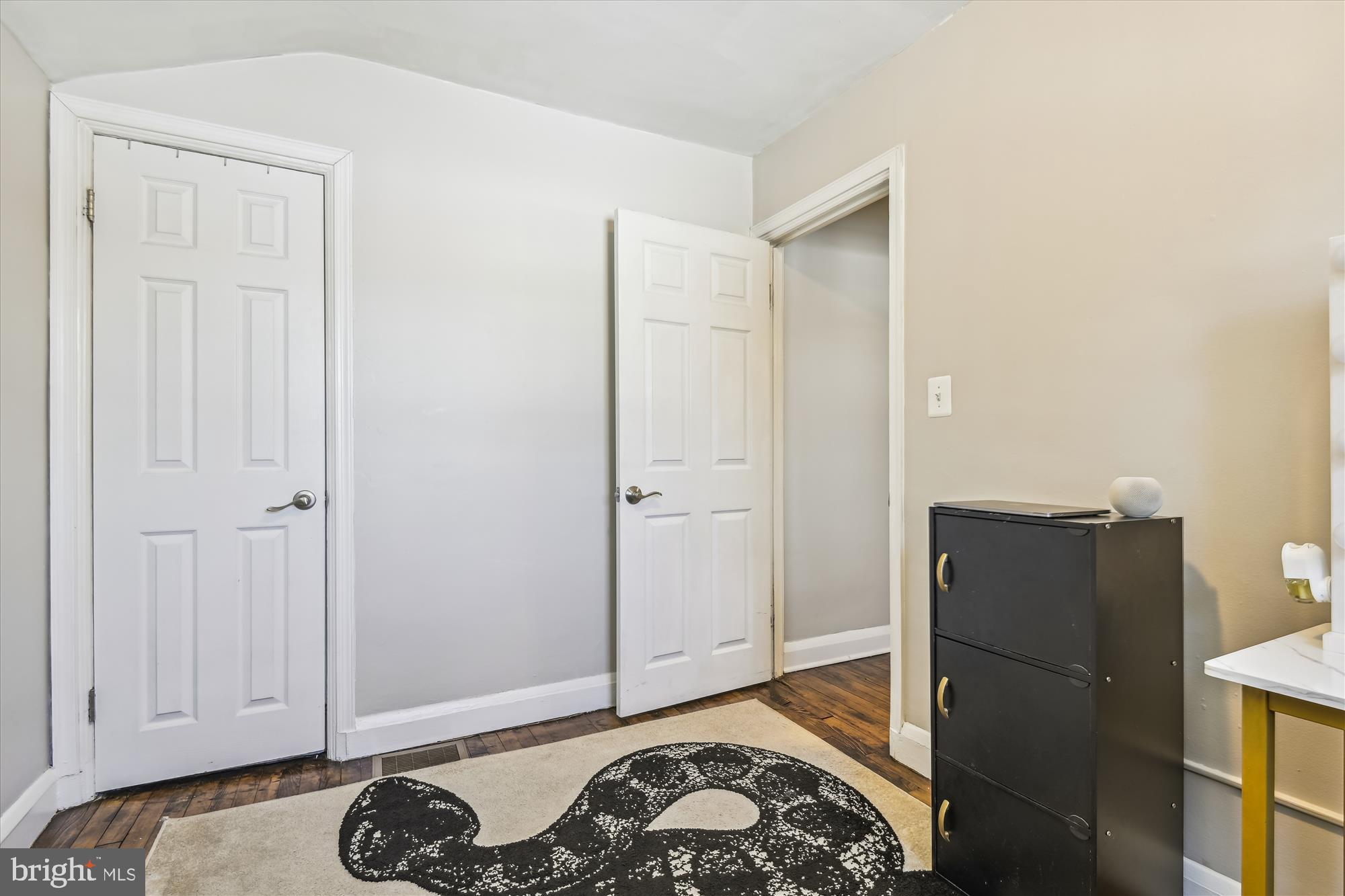 1690 Yakona Road Towson, MD 21286 - Photo 20 of 31 Freshly Painted