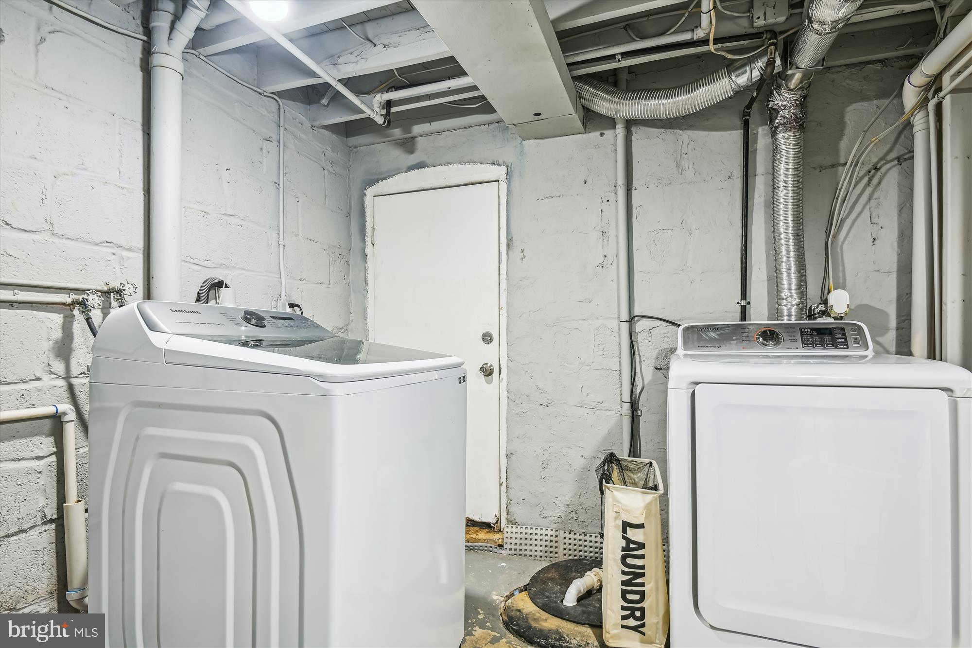 1690 Yakona Road Towson, MD 21286 - Photo 30 of 31 Washer and Dryer Convey