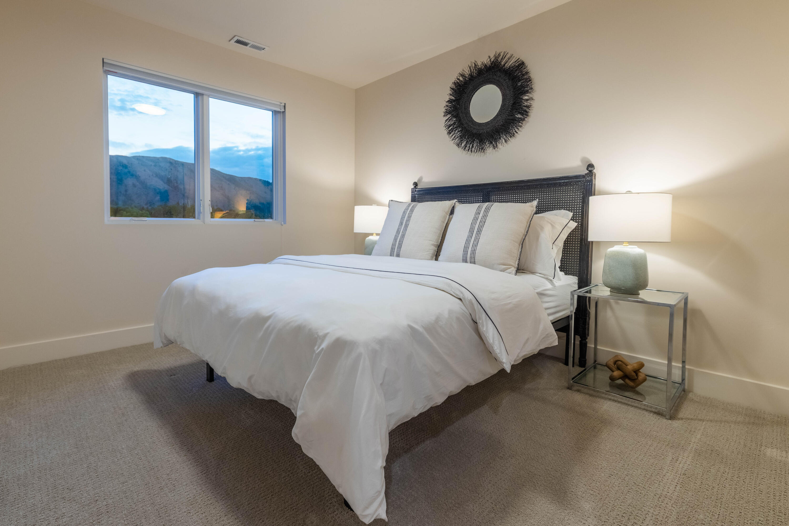 131 Sunbeam Street Hailey, ID 83333 - Photo 15 of 32 Guest Bedroom 3