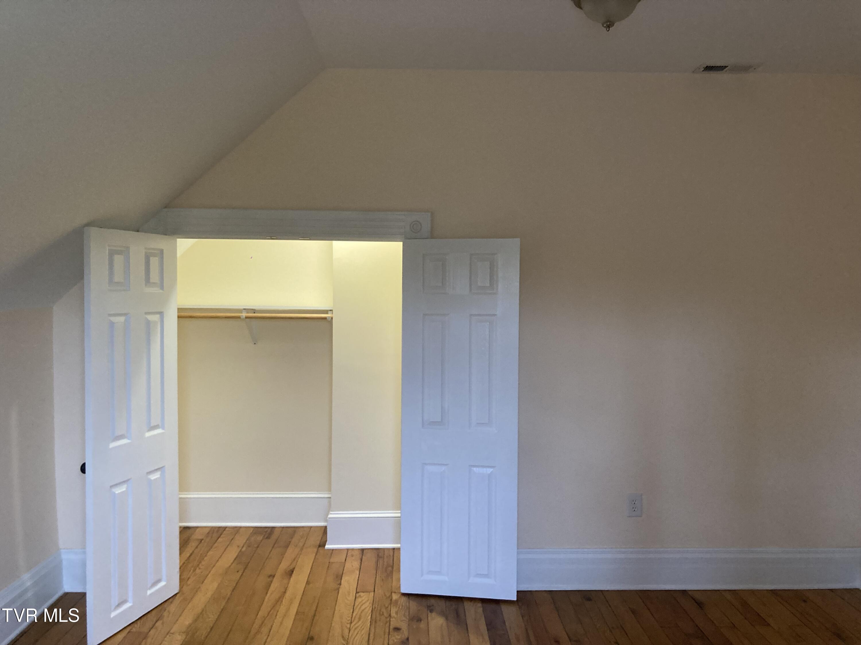 23085 Bowman Road Abingdon, VA 24211 - Photo 33 of 46 Photo 31