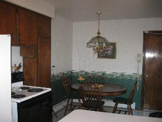 10288 Summerfield Road Temperance, MI 48182 - Photo 14 of 18 EAT-IN KITCHEN