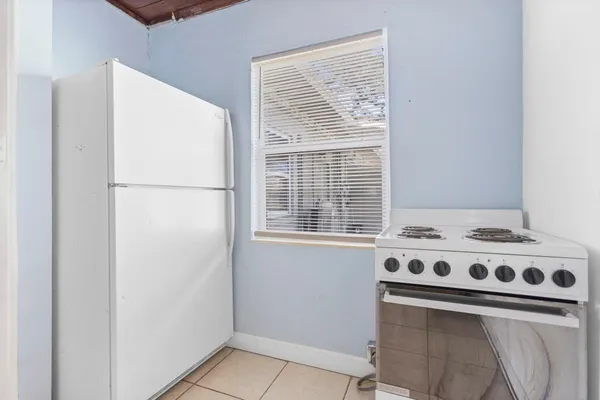 $1,000 | 602 Texas Court, Fort Pierce, FL 34950
