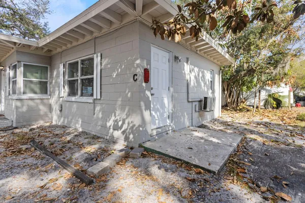 $1,000 | 602 Texas Court, Fort Pierce, FL 34950