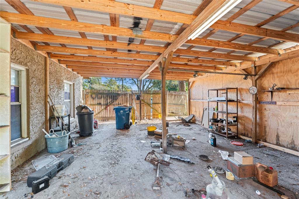 11680 Aaron Road Jacksonville, FL 32218 - Photo 23 of 26 a view of a room with gym equipment