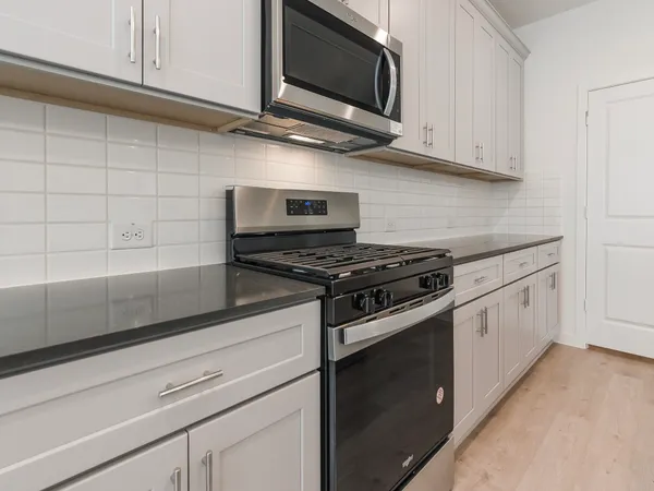$2,190 | 15162 Wild Gully Way, Conroe, TX 77302