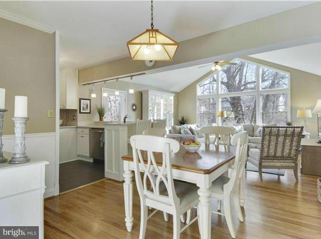 429 Range Road Towson, MD 21204 - Photo 11 of 30 Dining Room