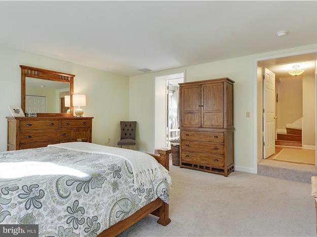 429 Range Road Towson, MD 21204 - Photo 21 of 30 Bedroom (Master)