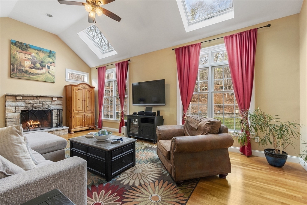 11 Sholan Circle Harvard, MA 01451 - Photo 16 of 40