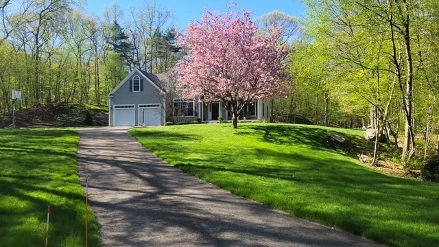 11 Sholan Circle Harvard, MA 01451 - Photo 2 of 40