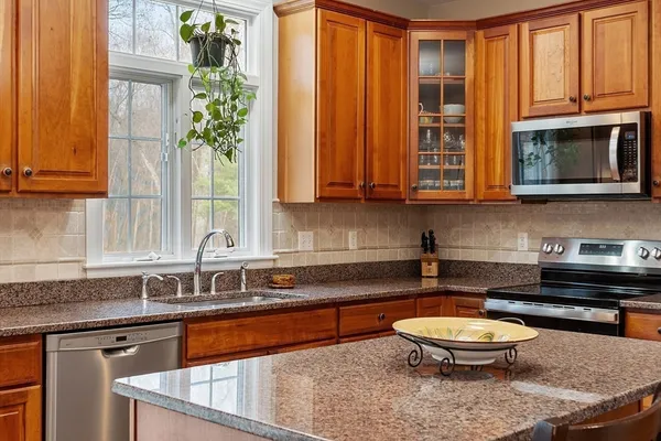 $1,225,000 | 11 Sholan Circle, Harvard, MA 01451
