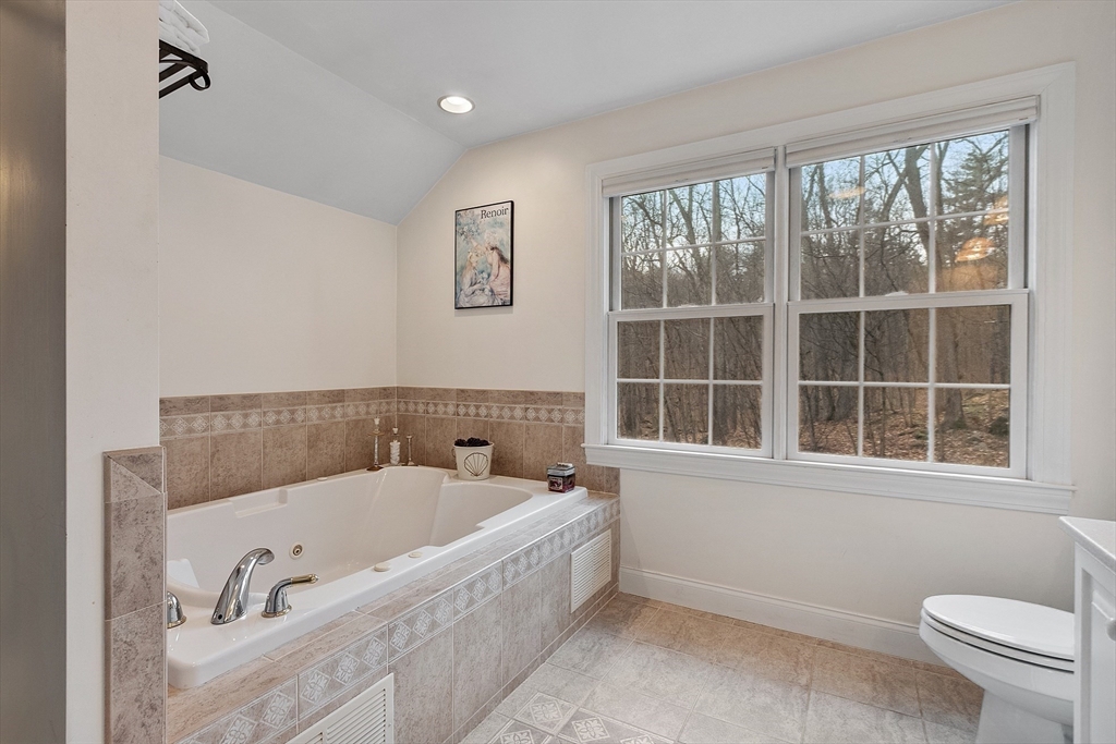 11 Sholan Circle Harvard, MA 01451 - Photo 32 of 40