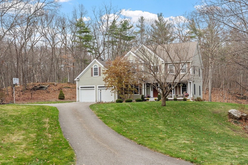 11 Sholan Circle Harvard, MA 01451 - Photo 5 of 40