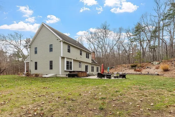 $1,225,000 | 11 Sholan Circle, Harvard, MA 01451