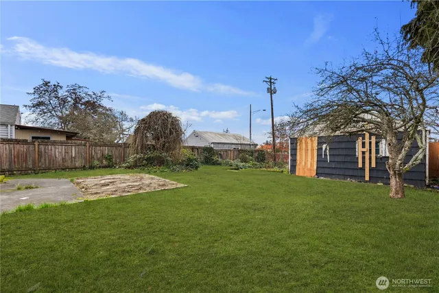 $295,000 | 1218 South Ridgewood Avenue, Tacoma, WA 98405