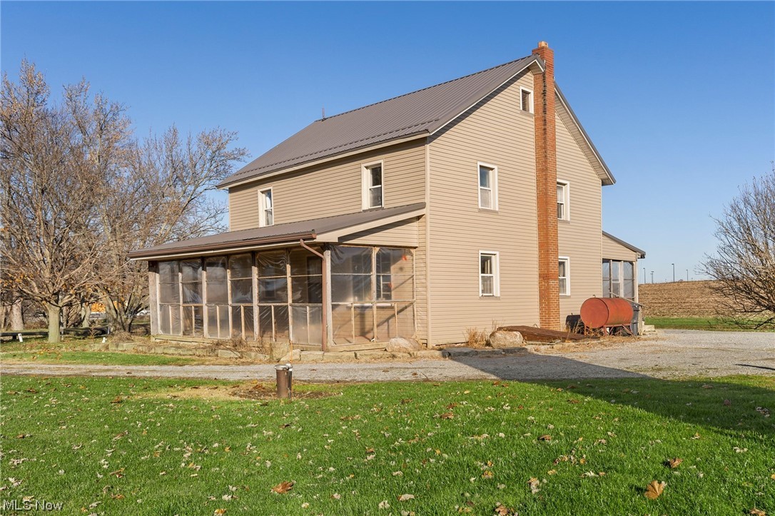 12291 Beard Road New Springfield, OH 44443 - Photo 2 of 32