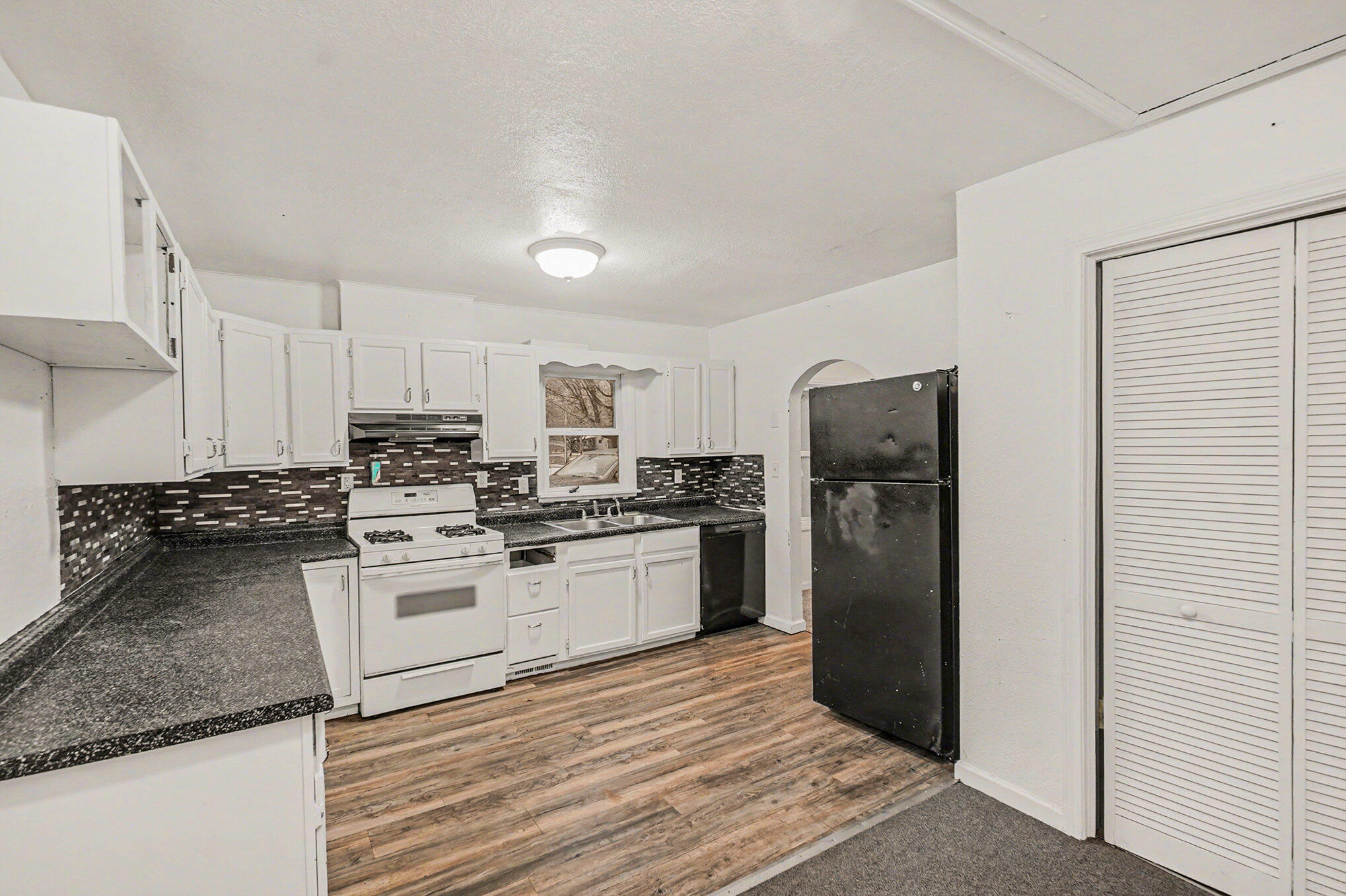 295 Hawley Street Hesperia, MI 49421 - Photo 5 of 18 file_696