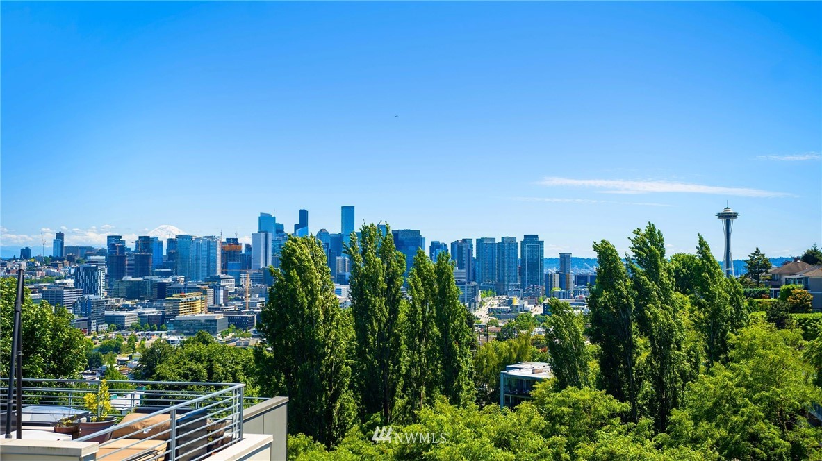 533 Howe Street Seattle, WA 98109 - Photo 20 of 38 Gallery Image 20