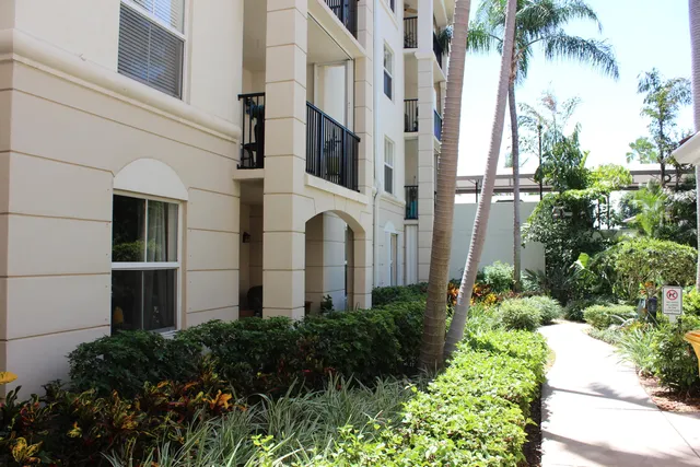 $2,900 | 3302 Tuscany Way, Boynton Beach, FL 33435