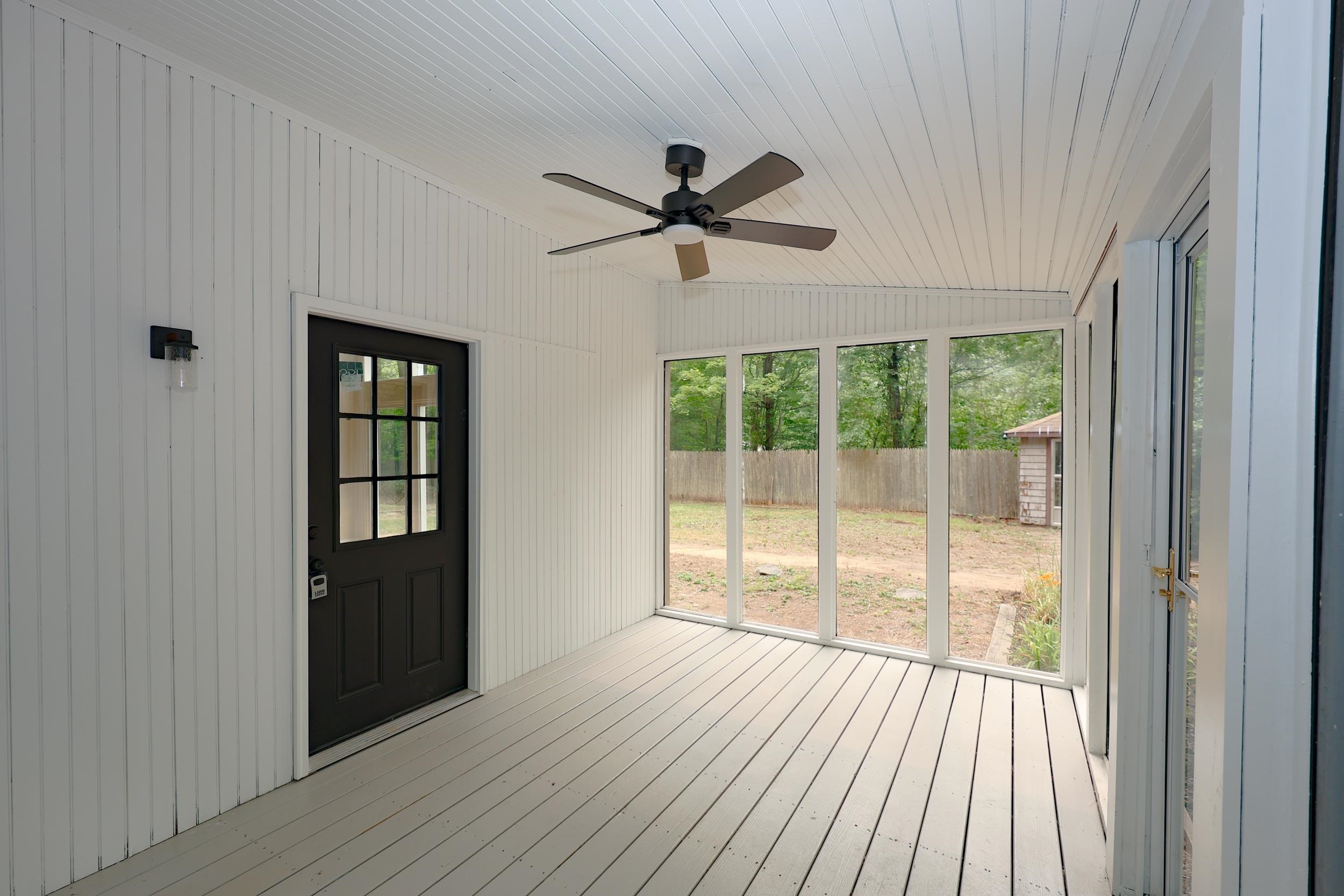 112 Gilson Road Nashua, NH 03062 - Photo 7 of 51