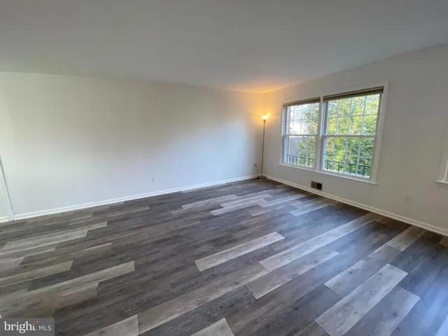 $2,800 | 3116 Cedar Grove Drive, Fairfax, VA 22031