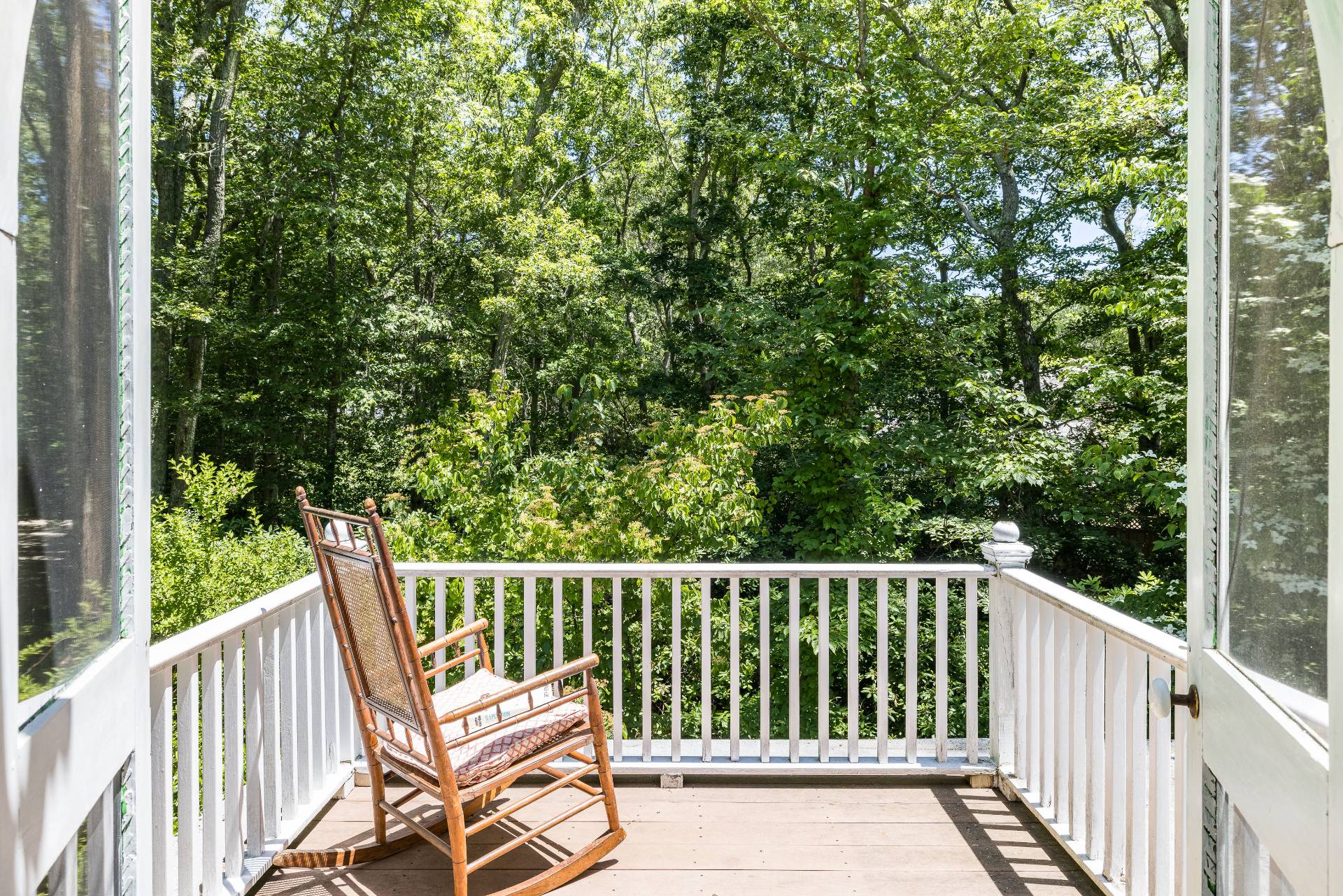 296 Abrahams Path East Hampton, NY 11937 - Photo 18 of 24