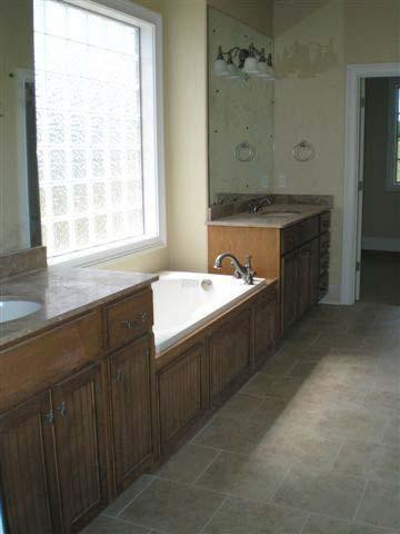 108 Mill Rock Road Nicholasville, KY 40356 - Photo 18 of 25 Master bath has decorative tile floors a