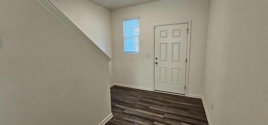 3488 Cardinal Drive Atlanta, GA 30331 - Photo 3 of 23