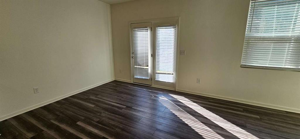 3488 Cardinal Drive Atlanta, GA 30331 - Photo 6 of 23